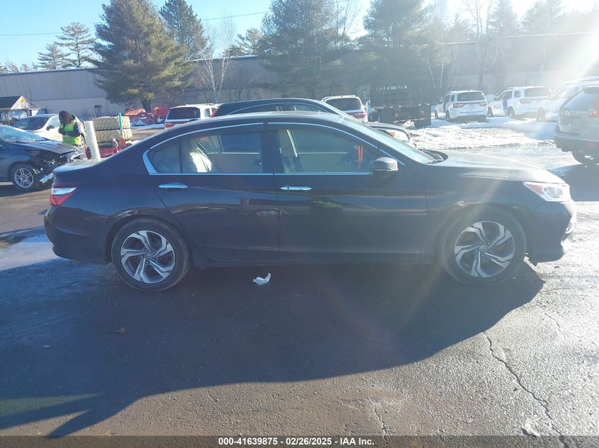 2017 HONDA ACCORD VIN: 1HGCR2F89HA049958