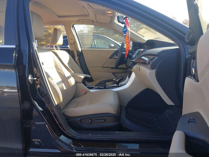 2017 HONDA ACCORD VIN: 1HGCR2F89HA049958