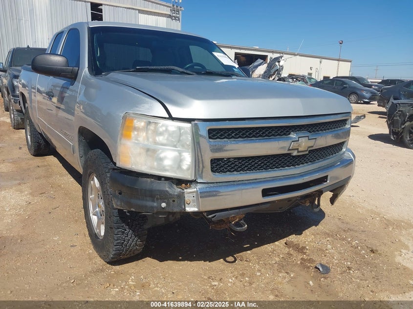 2011 CHEVROLET SILVERADO 1500 VIN: 1GCRKSE39BZ328189