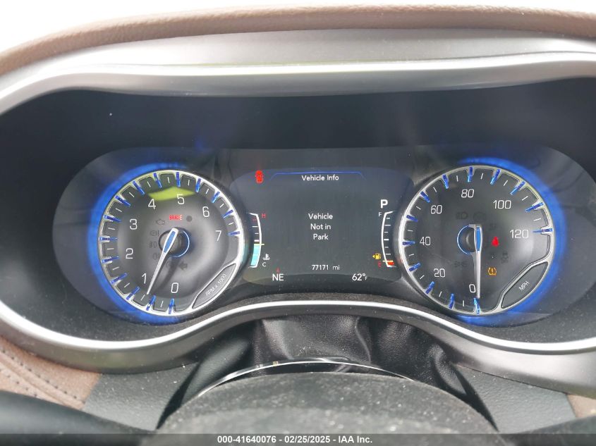 2017 Chrysler Pacifica Limited VIN: 2C4RC1GG5HR804836 Lot: 41640076