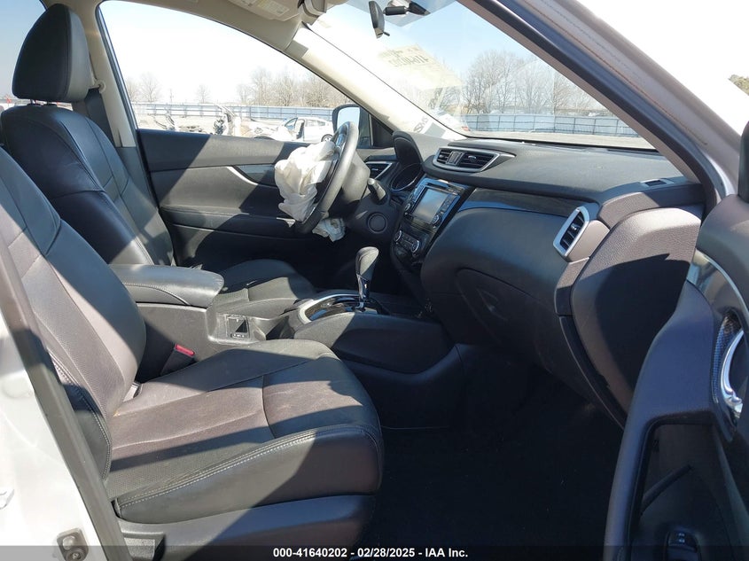 2014 NISSAN ROGUE SL - 5N1AT2MT7EC765431