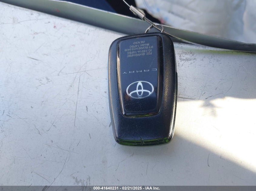 2021 TOYOTA CAMRY VIN: 4T1T11AK4MU568827