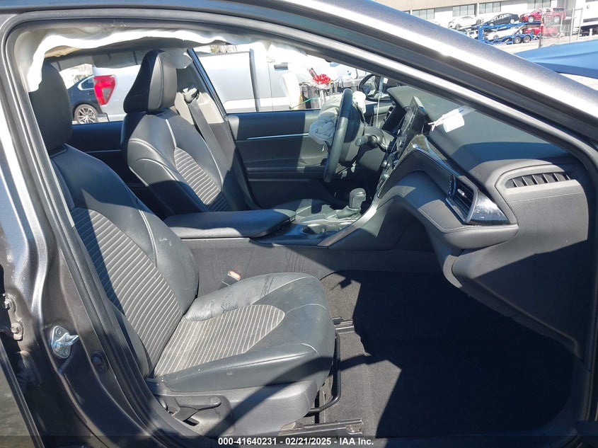 2021 TOYOTA CAMRY VIN: 4T1T11AK4MU568827