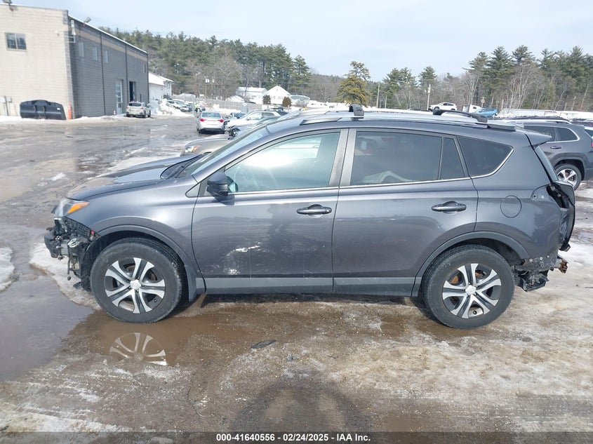2018 TOYOTA RAV4 LE - 2T3BFREV1JW854136
