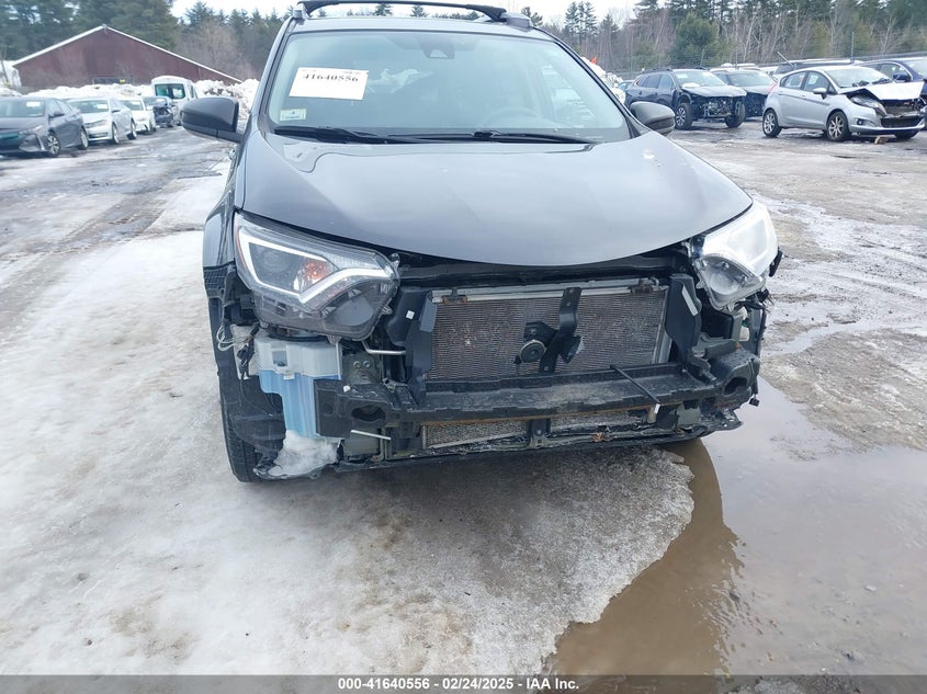 2018 TOYOTA RAV4 LE - 2T3BFREV1JW854136