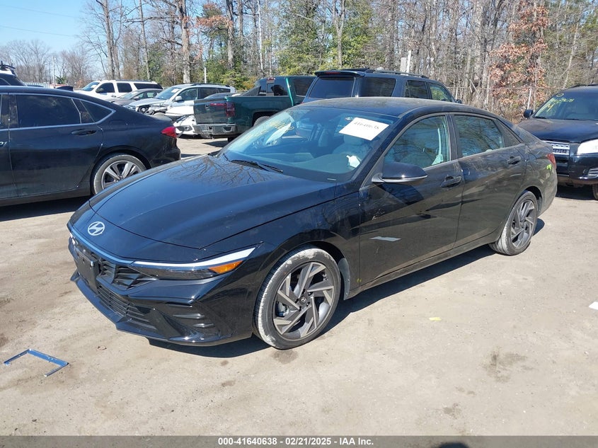 2025 HYUNDAI ELANTRA VIN: KMHLP4DG7SU896389