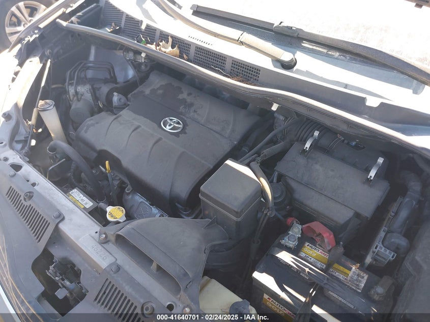 2011 Toyota Sienna Le V6 VIN: 5TDKK3DCXBS015596 Lot: 41640701