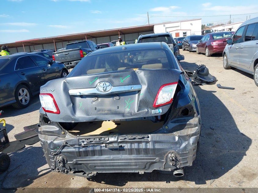 2011 TOYOTA CAMRY VIN: 4T1BB3EK8BU131960