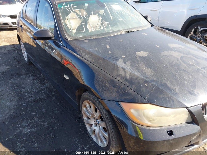 2008 BMW 335XI VIN: WBAVD53528A284457
