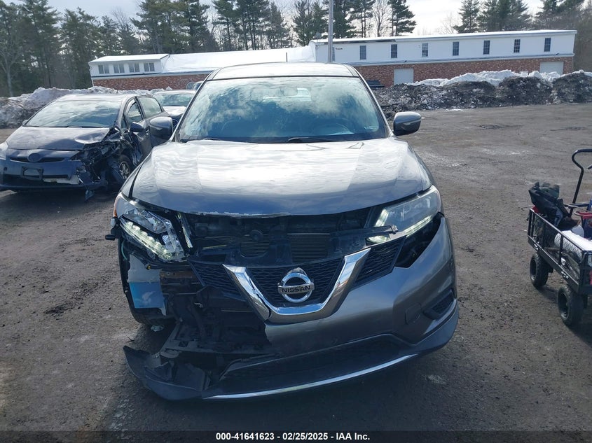 2015 NISSAN ROGUE S - KNMAT2MV6FP565205
