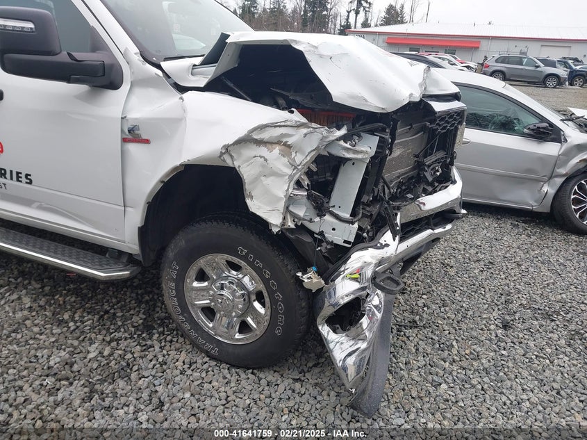 2023 RAM 2500 TRADESMAN  4X4 8' BOX - 3C6UR5HL6PG586932