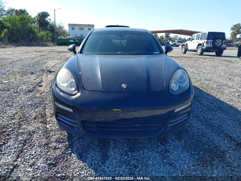 2014 PORSCHE PANAMERA 4 - WP0AA2A79EL013117