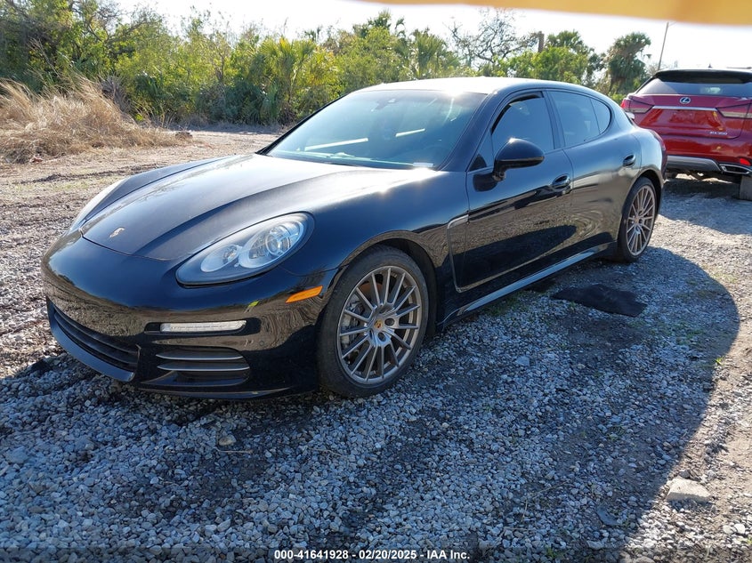 2014 PORSCHE PANAMERA 4 - WP0AA2A79EL013117