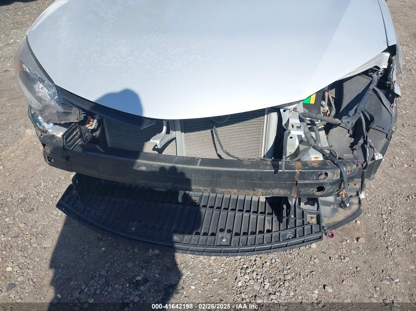 2014 TOYOTA COROLLA LE PLUS - 2T1BURHE5EC076330