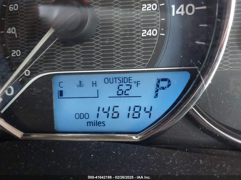 2014 TOYOTA COROLLA LE PLUS - 2T1BURHE5EC076330