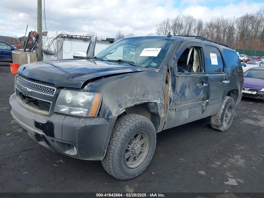 2008 CHEVROLET TAHOE VIN: 1GNFK13038J228822