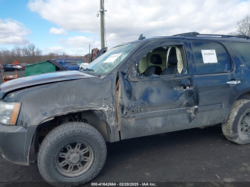 2008 CHEVROLET TAHOE VIN: 1GNFK13038J228822