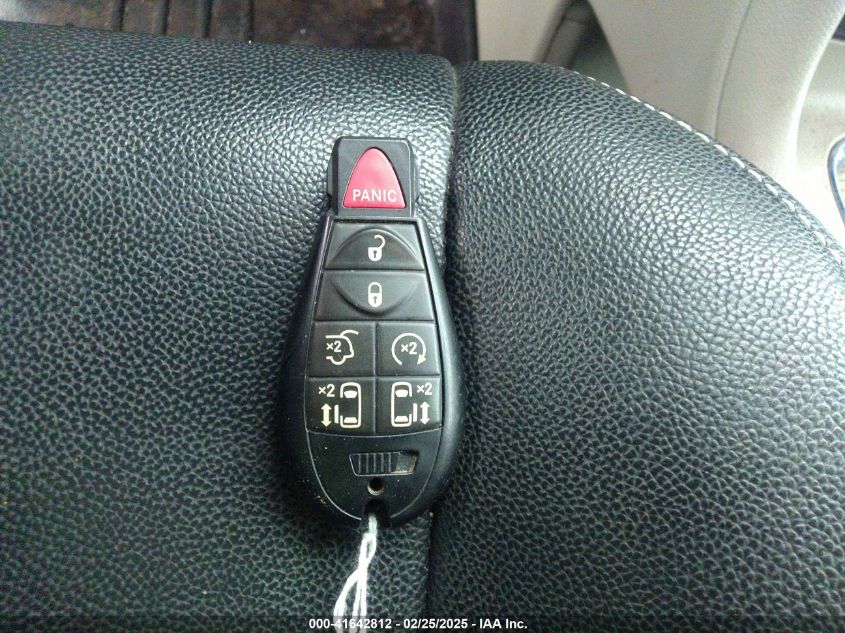 2018 Dodge Grand Caravan Sxt VIN: 2C4RDGCG2JR301955 Lot: 41642812