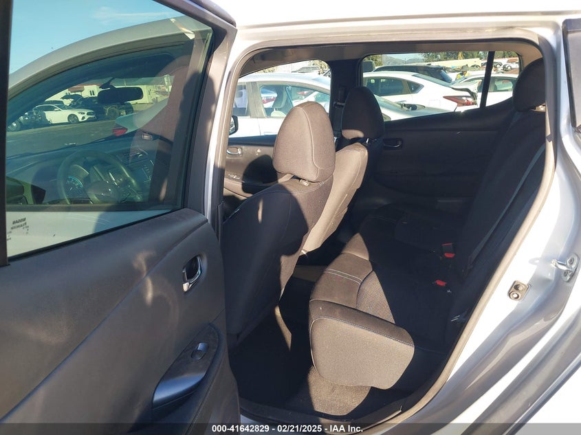 2018 NISSAN LEAF S - 1N4AZ1CP7JC301203