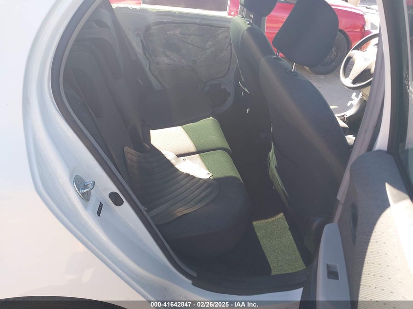 2010 TOYOTA YARIS VIN: JTDKT4K36A5321446