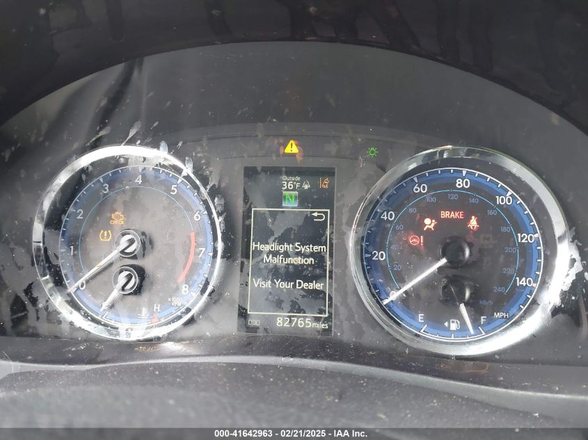 2017 Toyota Corolla Se VIN: 5YFBURHE8HP611574 Lot: 41642963