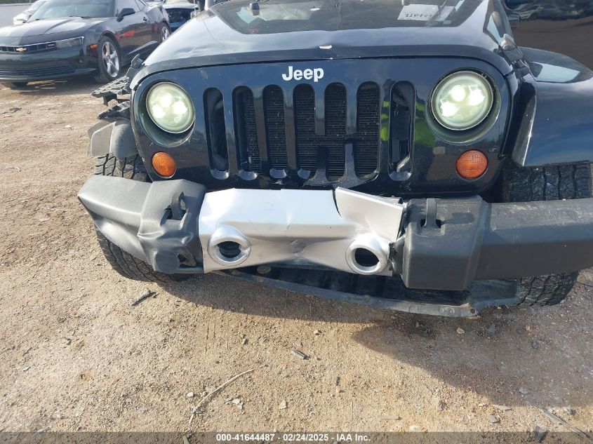 2008 Jeep Wrangler Unlimited Sahara VIN: 1J4GB59118L522013 Lot: 41644487