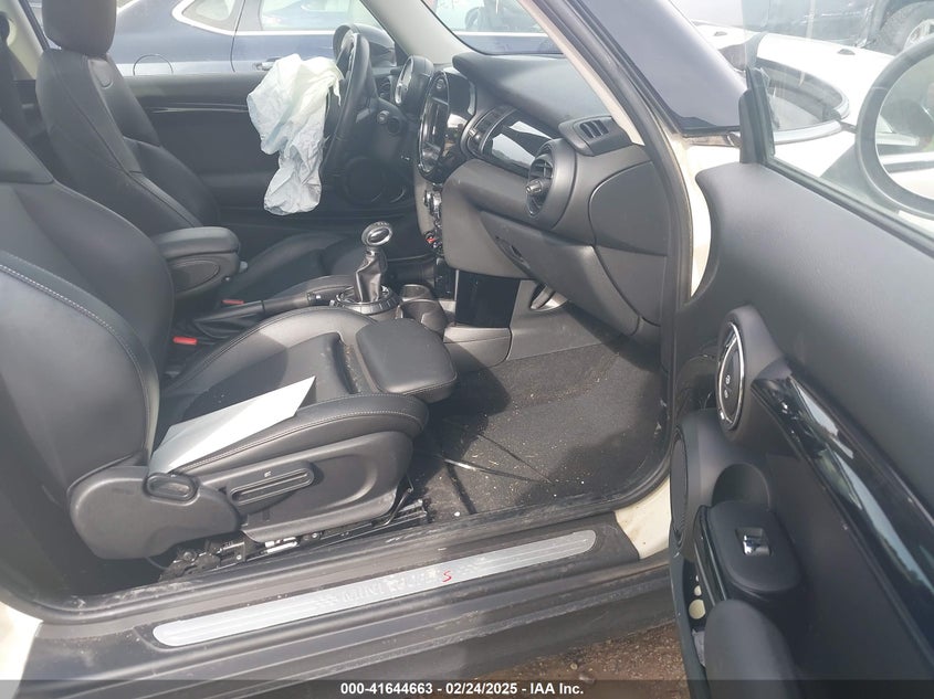 2017 Mini Hardtop Cooper S VIN: WMWXP7C32H3B94811 Lot: 41644663