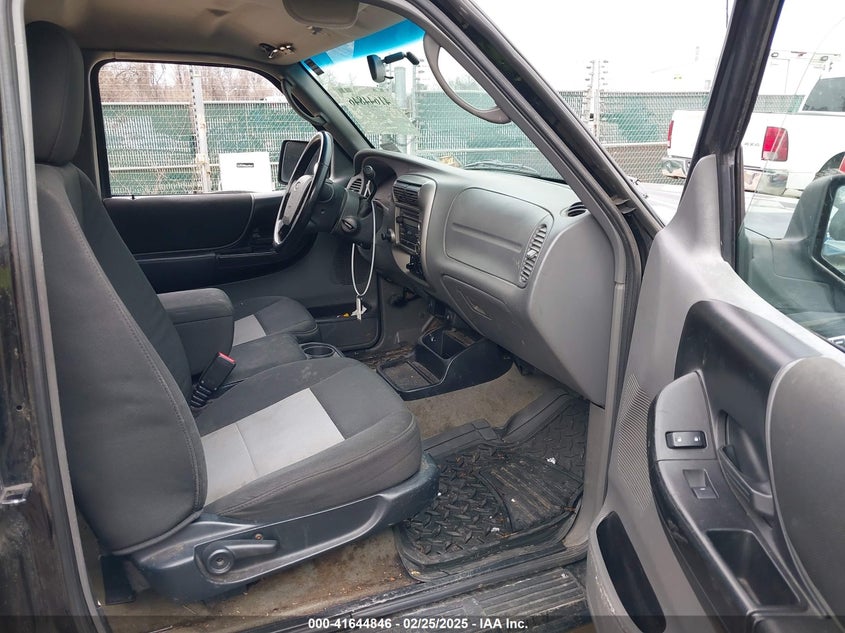 2011 FORD RANGER VIN: 1FTKR1EDXBPA35123
