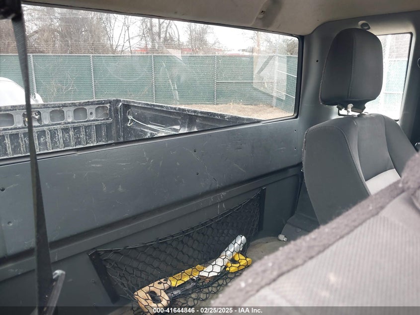 2011 FORD RANGER VIN: 1FTKR1EDXBPA35123