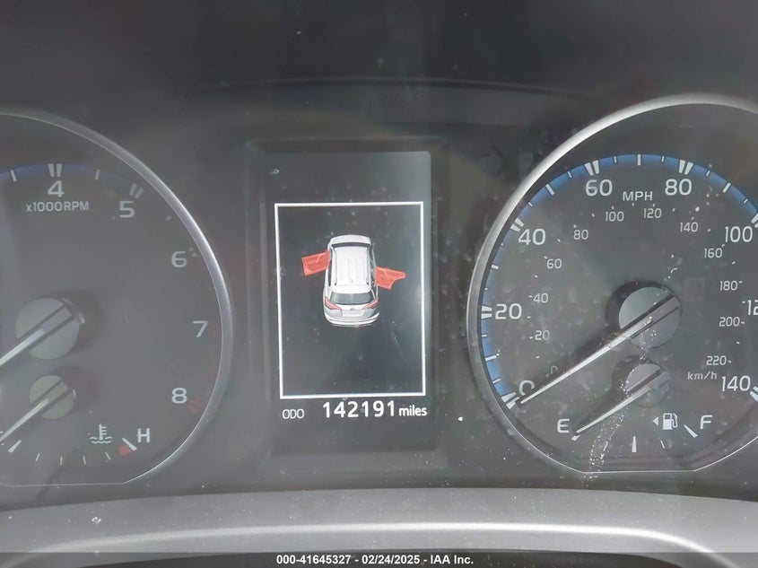 2017 TOYOTA RAV4 LE - JTMBFREV1HJ146865