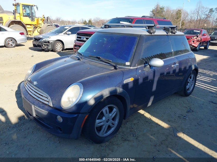 2006 MINI COOPER VIN: WMWRC335X6TJ75058