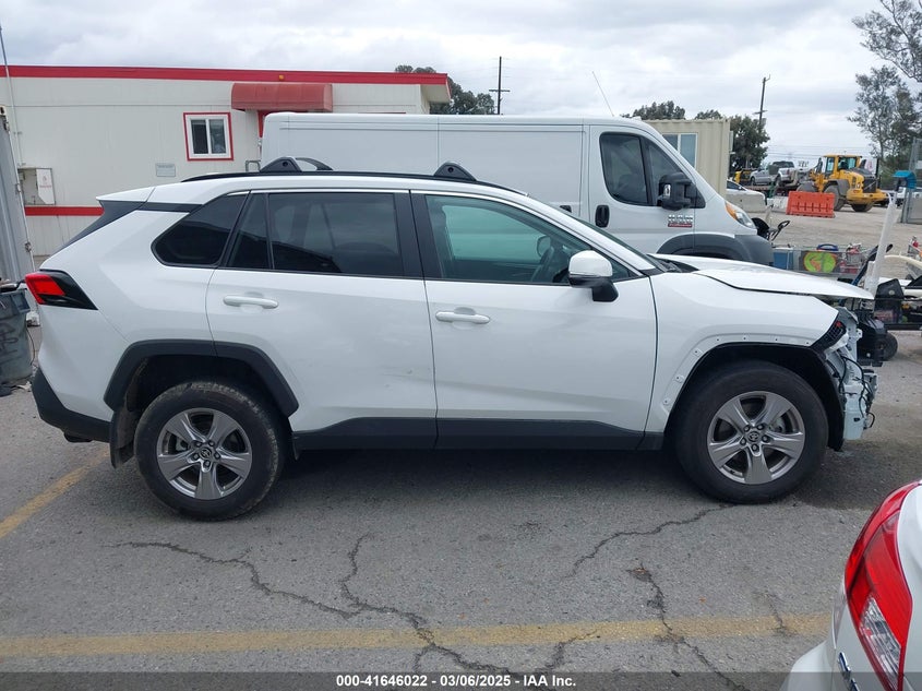 2022 TOYOTA RAV4 XLE - 2T3W1RFV0NC209712