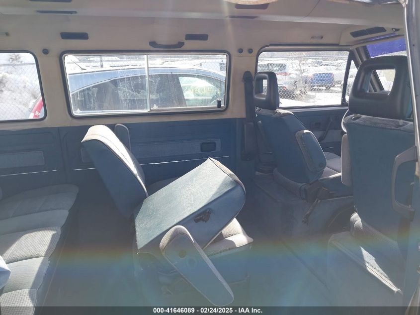 1986 Volkswagen Vanagon Bus VIN: WV2YB0251GG004597 Lot: 41646089