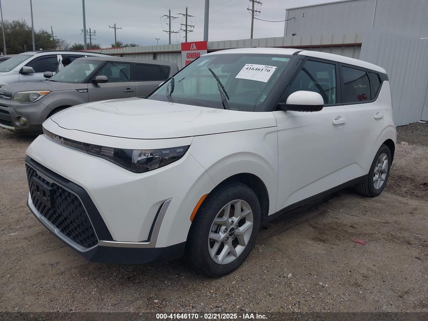 2024 KIA SOUL VIN: KNDJ23AUXR7238377
