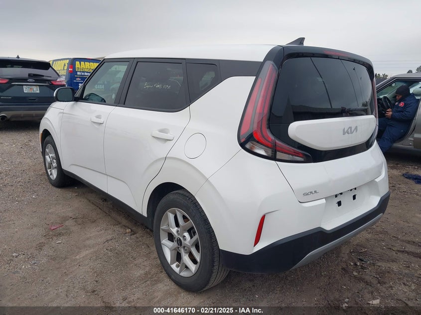 2024 KIA SOUL VIN: KNDJ23AUXR7238377