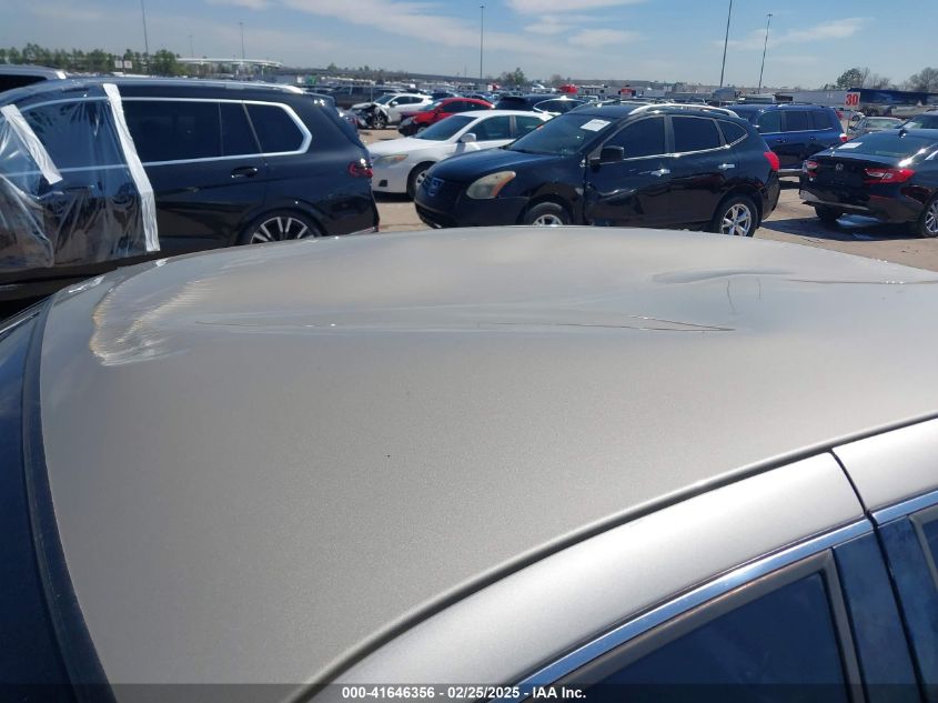 2004 Lincoln Town Car Signature VIN: 1LNHM81W64Y686816 Lot: 41646356