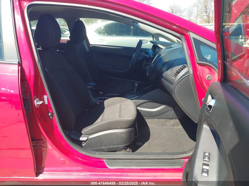 2016 KIA FORTE LX - KNAFK4A66G5605486