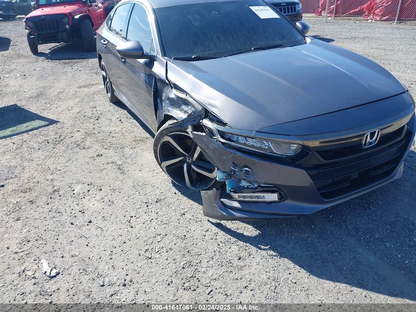 2018 HONDA ACCORD VIN: 1HGCV1F33JA200387
