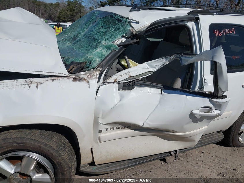 2007 CHEVROLET TAHOE VIN: 1GNFC13J37J239694