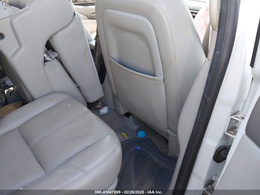 2007 CHEVROLET TAHOE VIN: 1GNFC13J37J239694