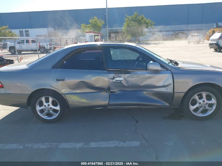 2000 Lexus Es300 VIN: JT8DF2866Y0268727 Lot: 41647565