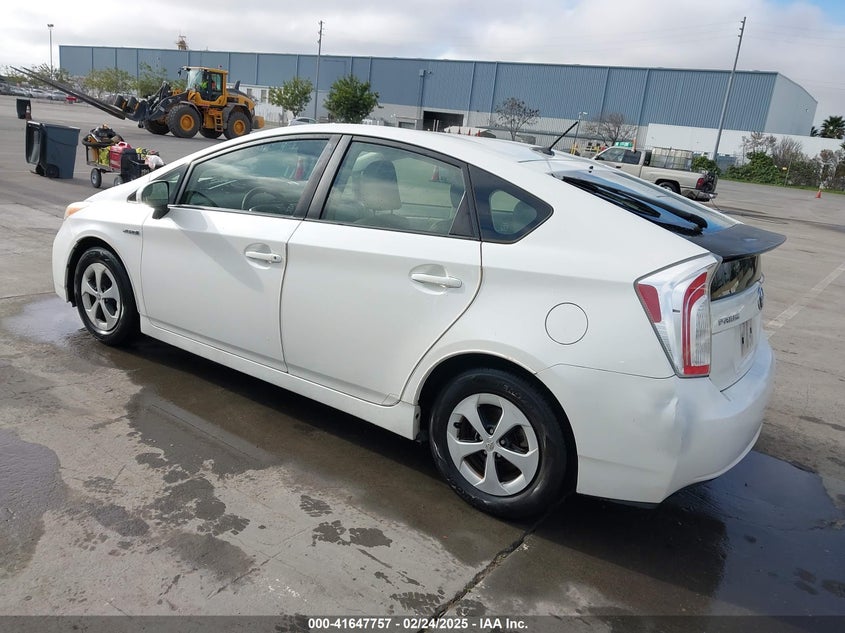 2013 TOYOTA PRIUS VIN: JTDKN3DU8D5565906
