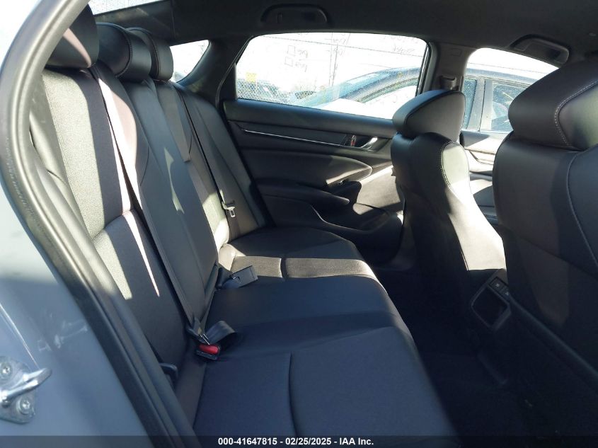 2022 Honda Accord Sport VIN: 1HGCV1F36NA051379 Lot: 41647815