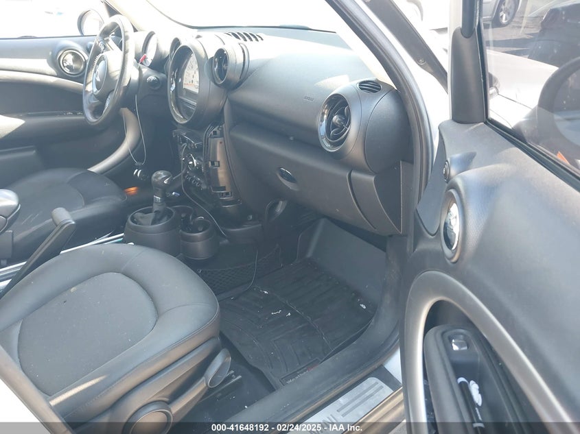 2013 MINI COUNTRYMAN COOPER - WMWZB3C59DWM09740