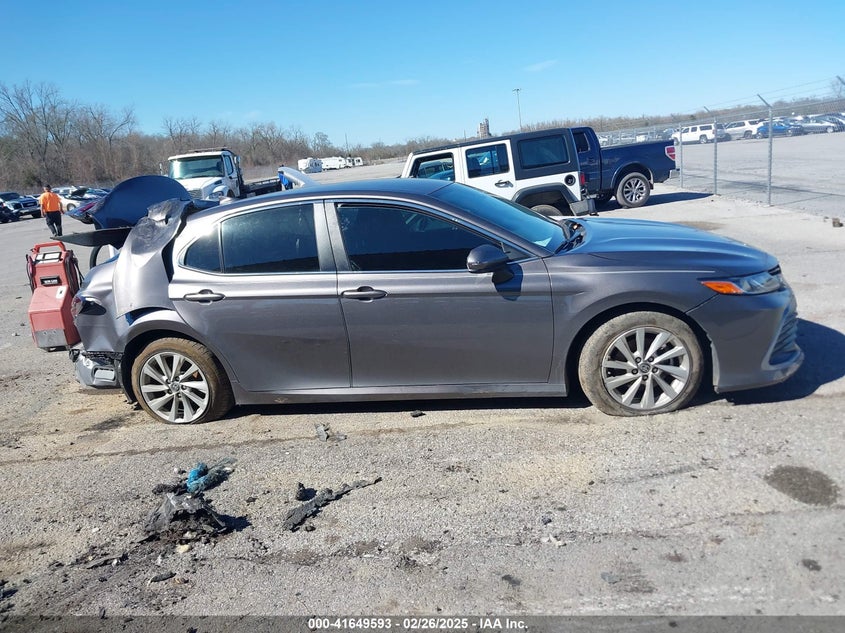 2021 TOYOTA CAMRY VIN: 4T1C11AK6MU600323
