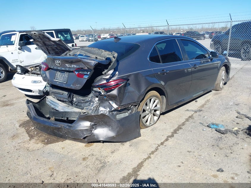2021 TOYOTA CAMRY VIN: 4T1C11AK6MU600323