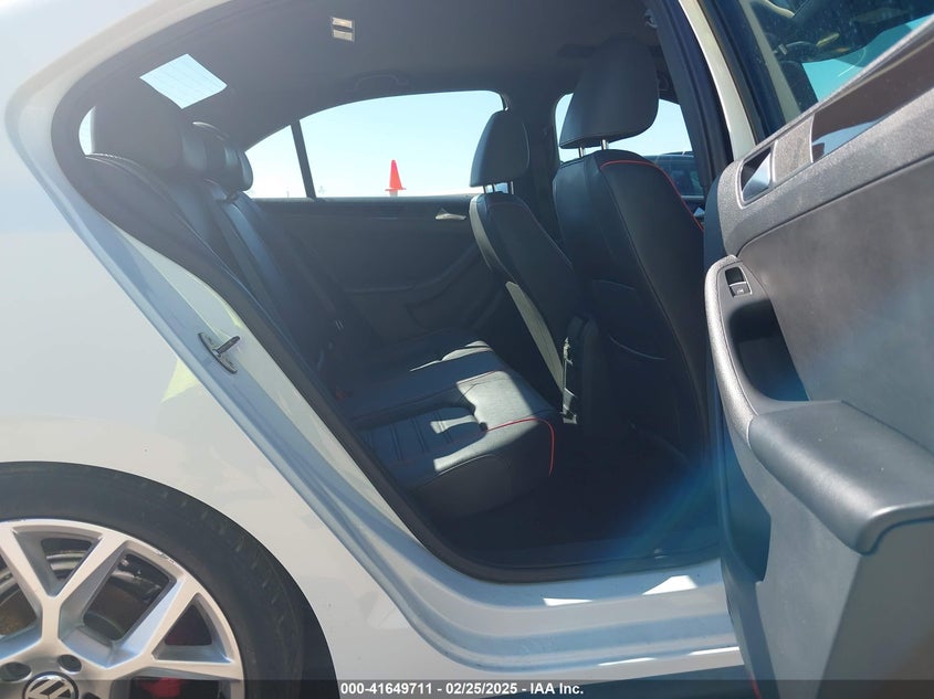 2014 VOLKSWAGEN JETTA VIN: 3VW4S7AJ3EM278162