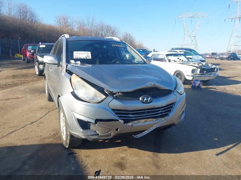 2010 HYUNDAI TUCSON VIN: KM8JUCAC2AU093287