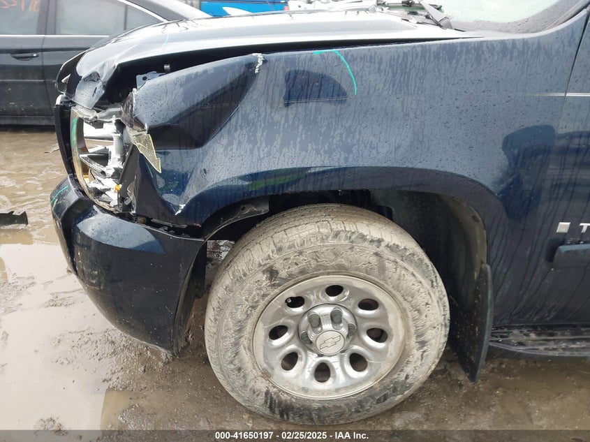 2007 CHEVROLET TAHOE VIN: 1GNFK13017J110542