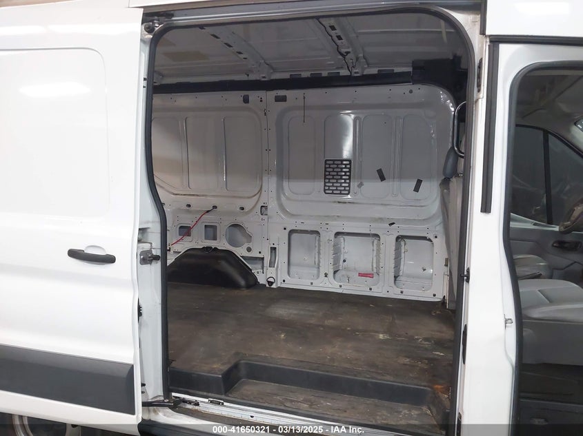 2018 Ford Transit-250 VIN: 1FTYR1CM7JKB44924 Lot: 41650321